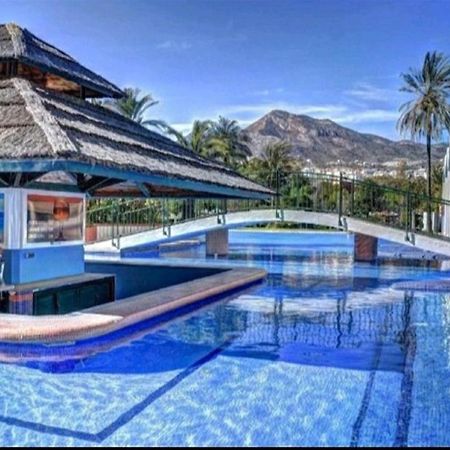 Benalbeach Holidays ベナルマデナ エクステリア 写真