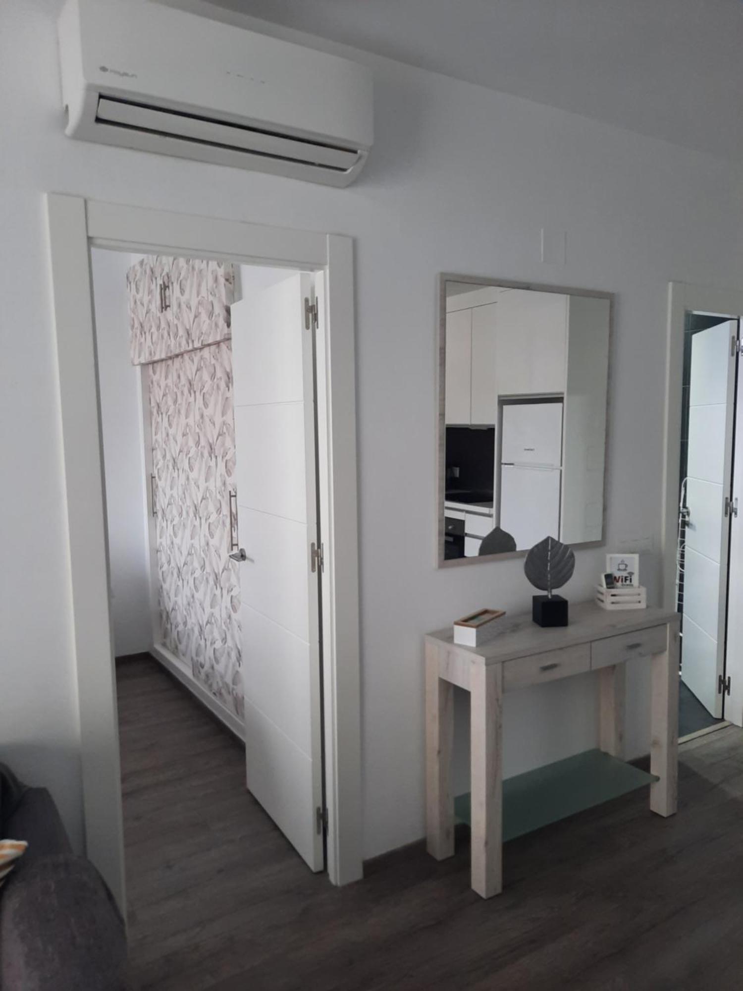 Benalbeach Holidays ベナルマデナ 部屋 写真